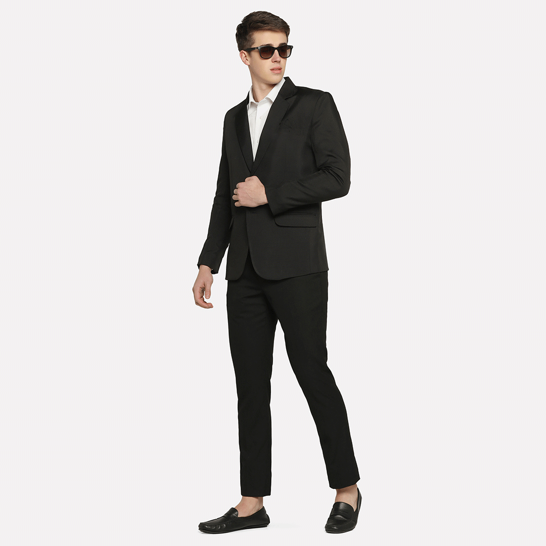 Meti Fabric Black Blazer – Classic Elegance for Every Occasion